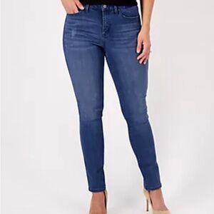 Laurie Felt Silky Denim Easy Skinny Jeans